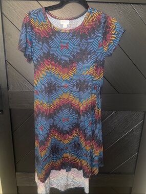 LuLaRoe Geometric Pattern Short Sleeve Dress in Blue, Red & Yellow